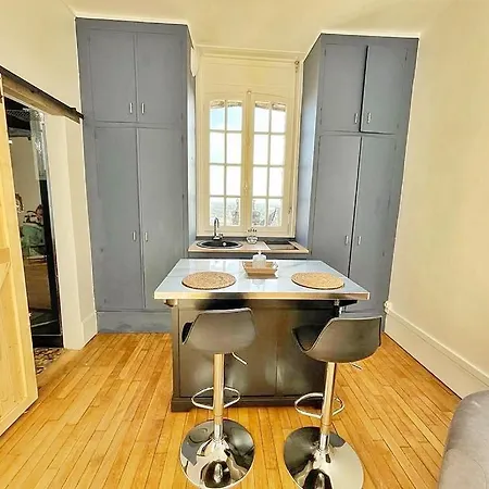 Apartment Domfront-bnb : Chic & Confort