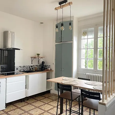 Domfront-bnb : Chic & Confort Apartmán *