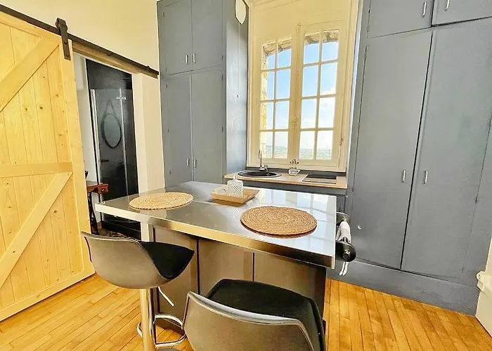 Domfront-bnb : Chic & Confort Appartamento