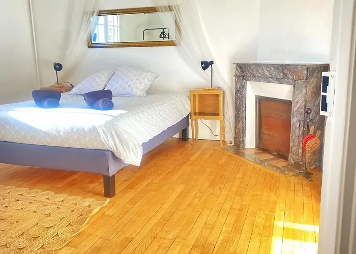 Lägenhet Domfront-bnb : Chic & Confort