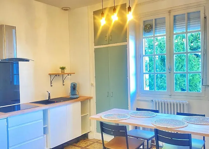 Domfront-bnb : Chic & Confort Appartamento