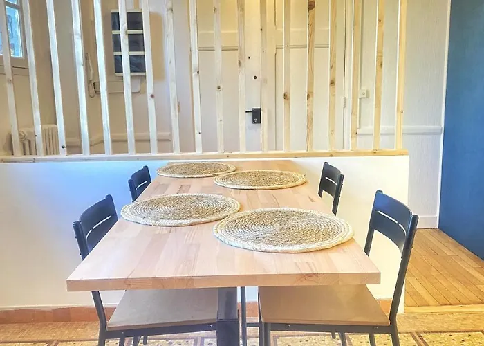 Domfront-bnb : Chic & Confort Appartamento *