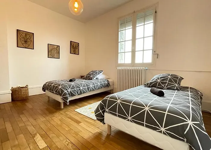 Appartamento Domfront-bnb : Chic & Confort