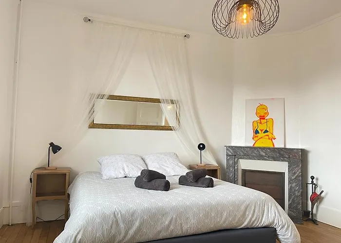 Domfront-bnb : Chic & Confort Appartamento