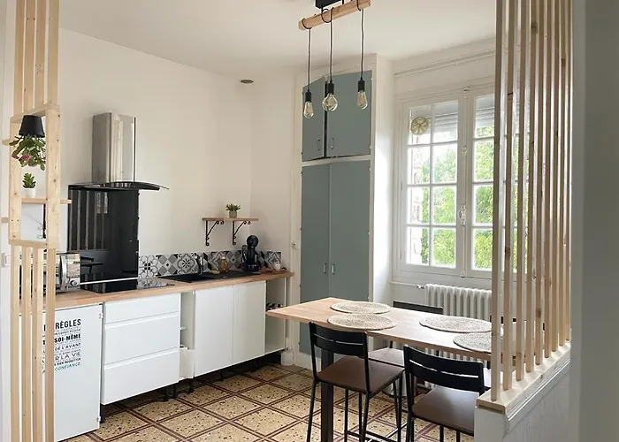 Domfront-bnb : Chic & Confort Appartamento *